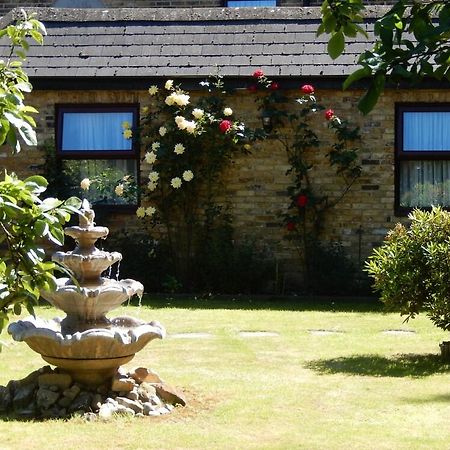 Cottage Guest House هيثرو المظهر الخارجي الصورة