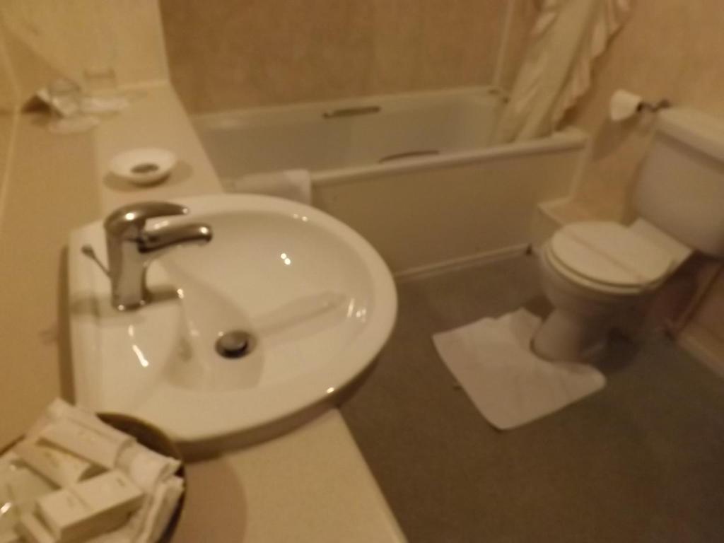 Cottage Guest House هيثرو الغرفة الصورة