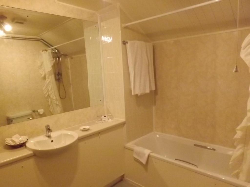 Cottage Guest House هيثرو الغرفة الصورة